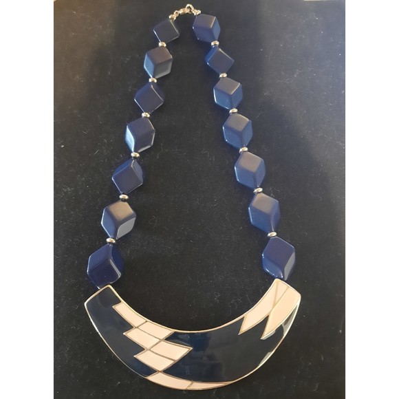 Trifari Signed 1970's Vintage Statement Necklace - Picture 1 of 9